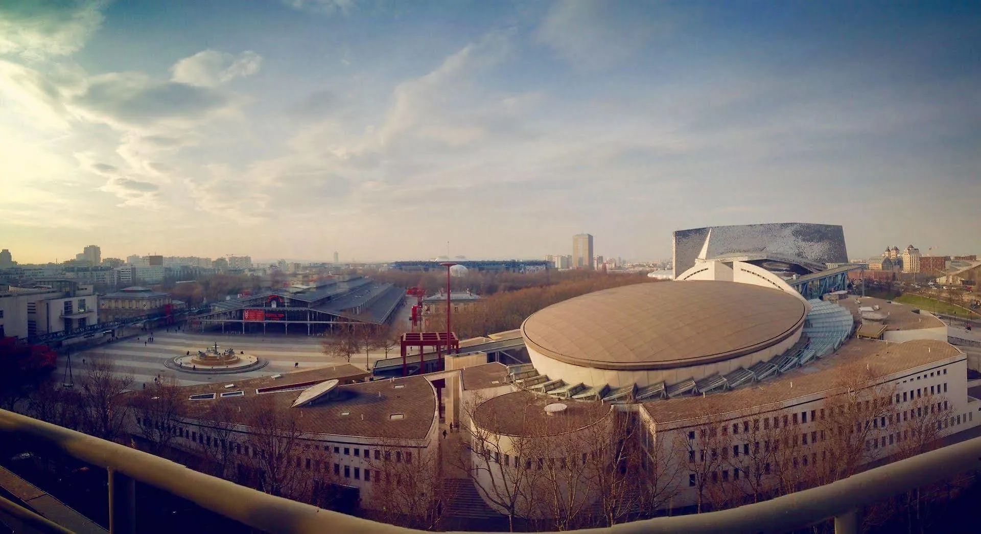 Otel Mercure Paris 19 Philharmonie La Villette