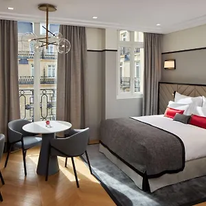 Otel Fraser Le Claridge Champs-elysees, Paris